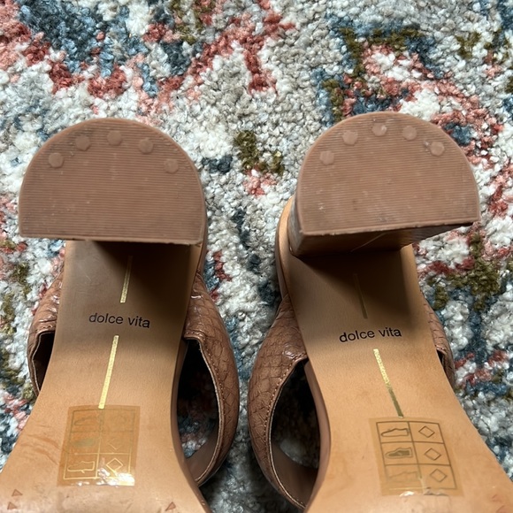 Dolce Vita Wedges - Picture 5 of 5